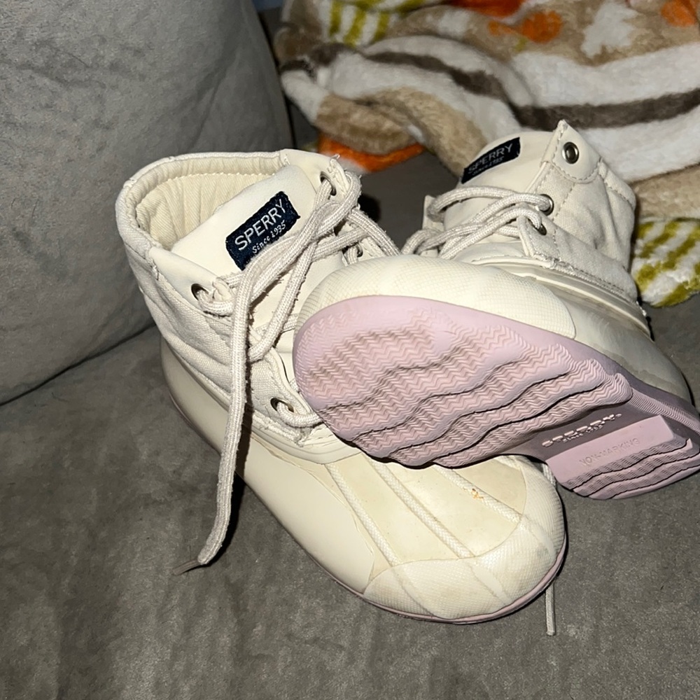 Toddler girl Sperry winter boots